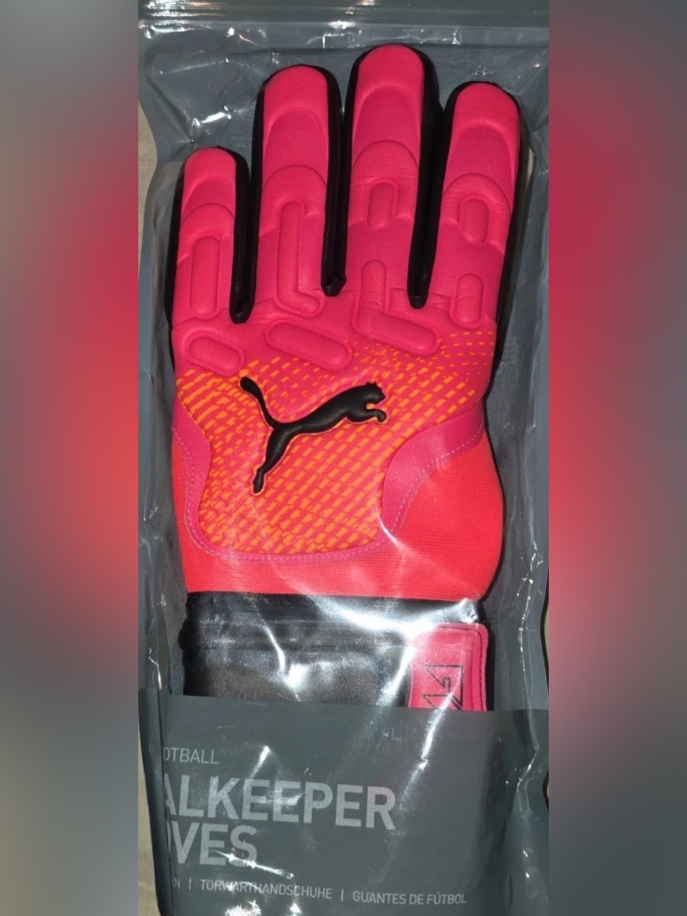 New size 11 PUMA FUTURE MATCH SOCCER GOALKEEPER GLOVES Style